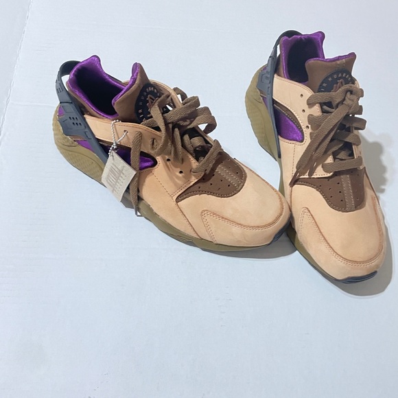 LIMITED EDITION NIKE AIR HUARACHE MENS. - Picture 6 of 15